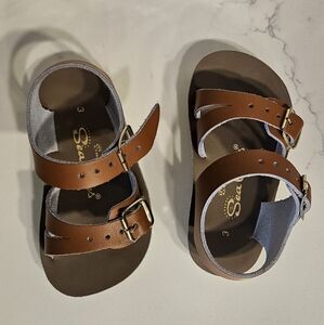 Saltwater by Hoy Sun-San Sea Wee-Tan. Infant Size 3 sandal.